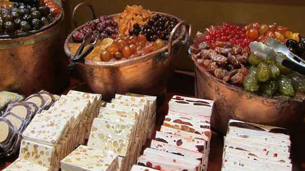 ¿Por qué comemos turrón en Navidad?