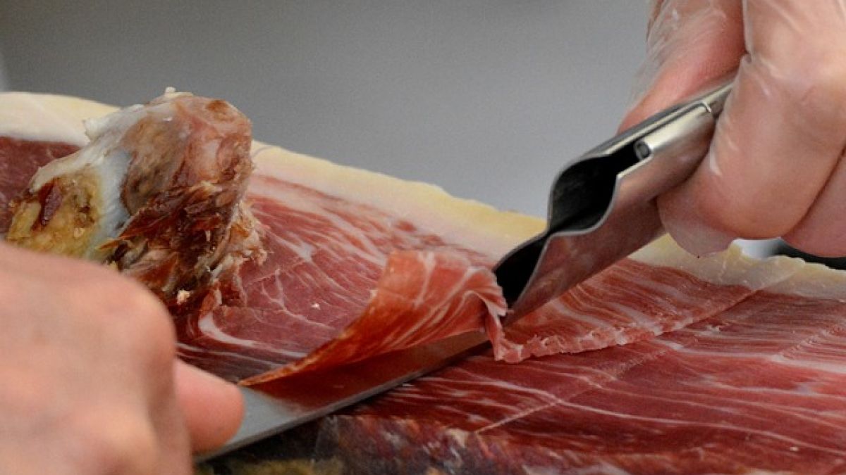Cómo cortar el jamón de forma correcta