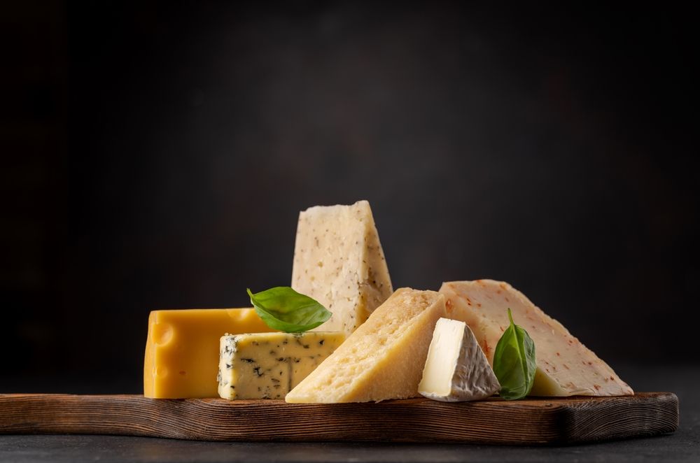 ¿Qué diferencia hay entre queso artesano e industrial?