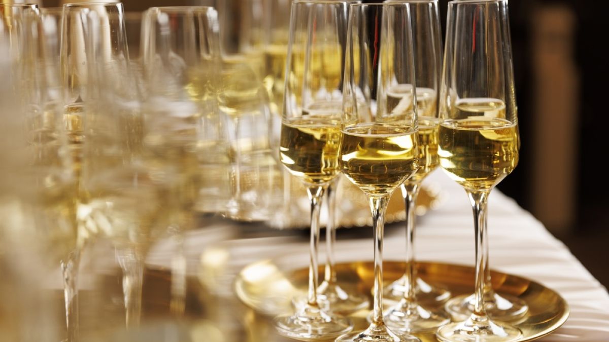 ¿Se puede volver a tapar una botella de cava?