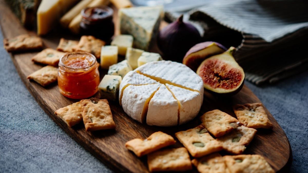 Cómo acompañar una tabla de quesos